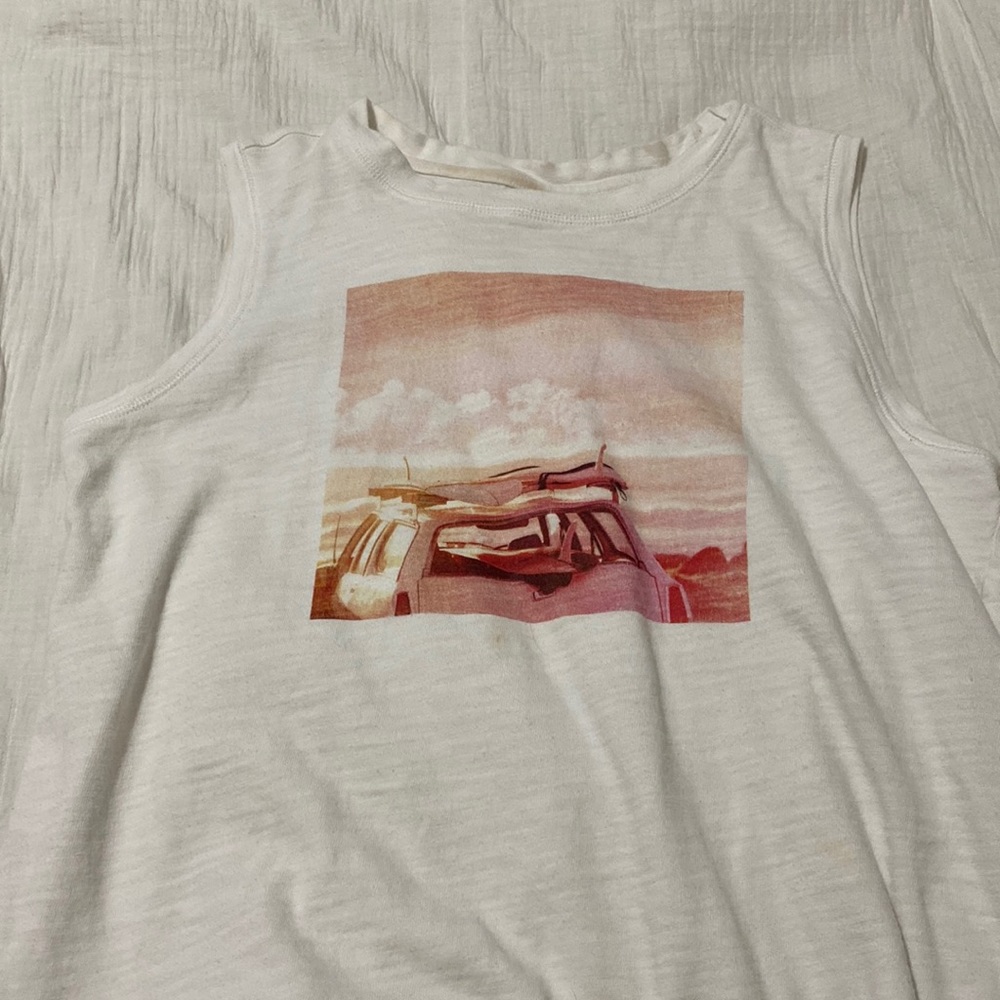 Old navy graphic tank top